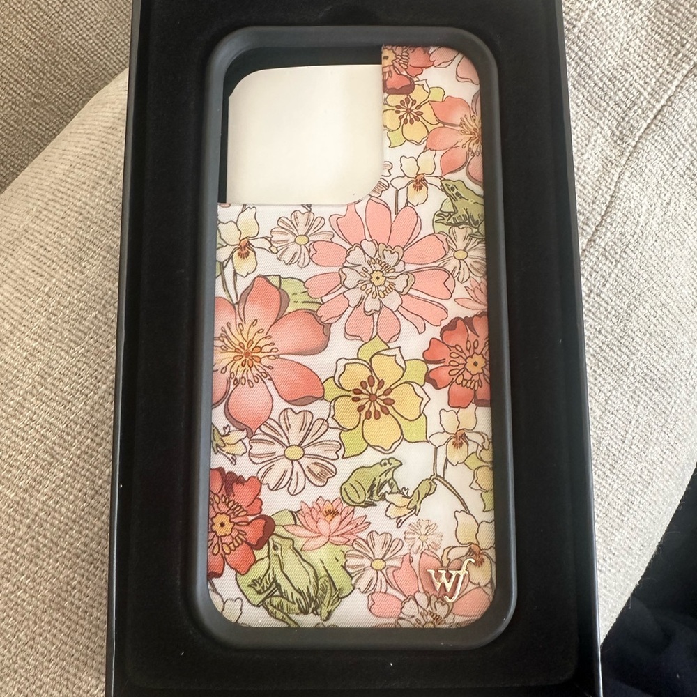 Wildflower IPhone 14 Pro Case